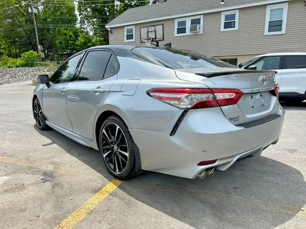 4T1B61HK2KU279395 2019 TOYOTA CAMRY - Image 2
