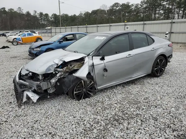 4T1B61HK2KU282202 2019 TOYOTA CAMRY - Image 1