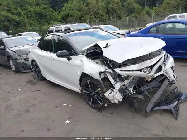 4T1B61HK2KU292471 2019 TOYOTA CAMRY - Image 1