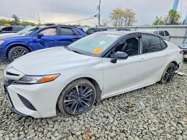 4T1B61HK2KU296570 2019 TOYOTA CAMRY - Image 1