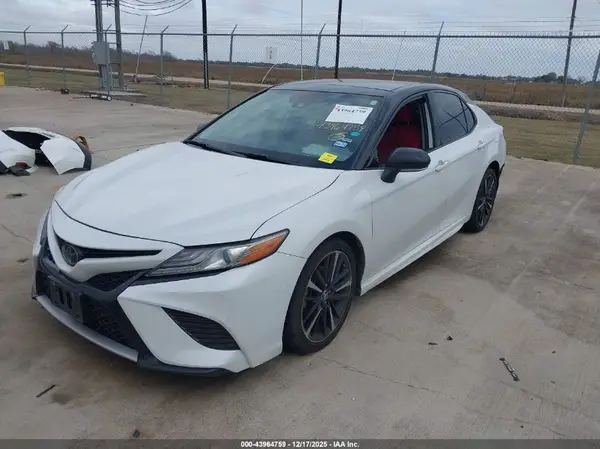 4T1B61HK2KU296911 2019 TOYOTA CAMRY - Image 2