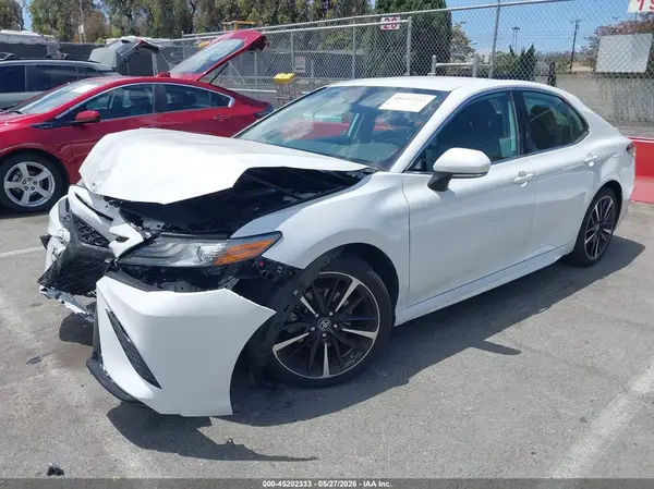 4T1B61HK2KU715260 2019 TOYOTA CAMRY - Image 2
