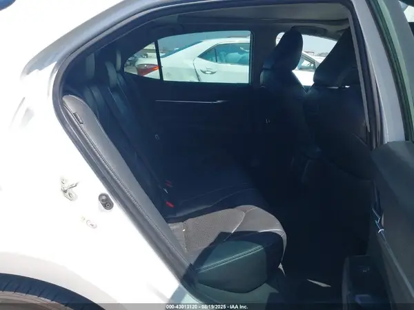 4T1B61HK2KU716411 2019 TOYOTA CAMRY - Image 8