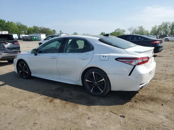 4T1B61HK2KU731507 2019 TOYOTA CAMRY - Image 2