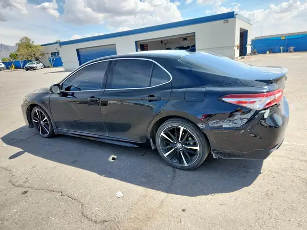 4T1B61HK2KU749490 2019 TOYOTA CAMRY - Image 2