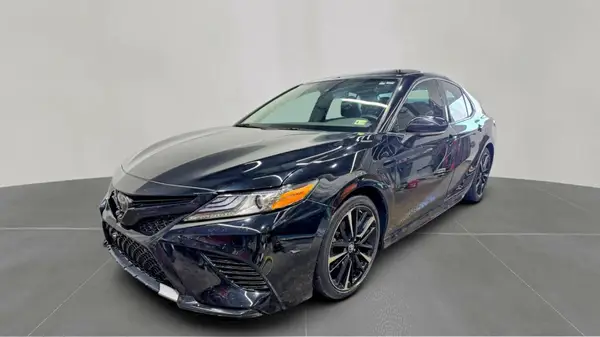 4T1B61HK2KU759176 2019 TOYOTA CAMRY - Image 2