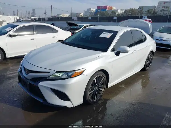 4T1B61HK2KU766094 2019 TOYOTA CAMRY - Image 2