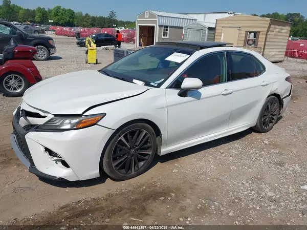 4T1B61HK2KU772137 2019 TOYOTA CAMRY - Image 2