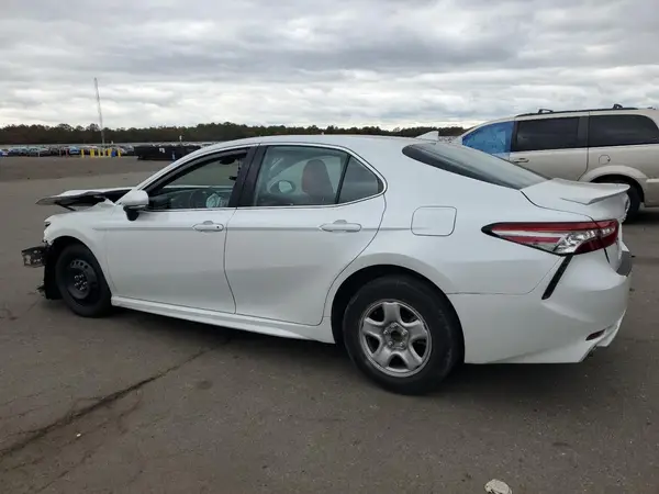 4T1B61HK2KU800079 2019 TOYOTA CAMRY - Image 2
