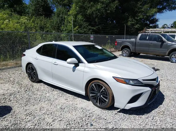 4T1B61HK2KU800423 2019 TOYOTA CAMRY - Image 1