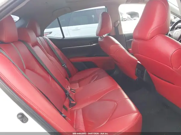 4T1B61HK2KU821711 2019 TOYOTA CAMRY - Image 8