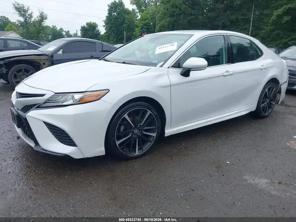4T1B61HK2KU826925 2019 TOYOTA CAMRY - Image 2