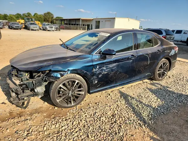 4T1B61HK2KU833048 2019 TOYOTA CAMRY - Image 1