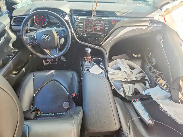 4T1B61HK2KU833762 2019 TOYOTA CAMRY - Image 8