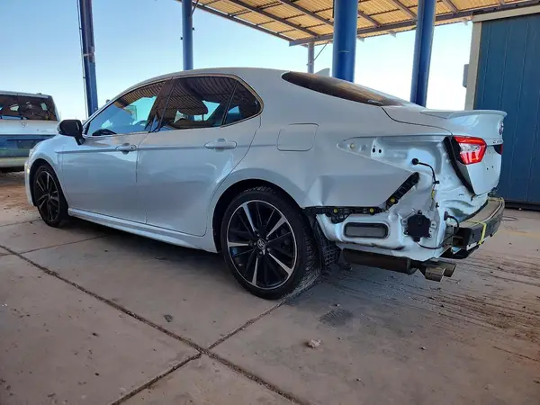 4T1B61HK2KU847435 2019 TOYOTA CAMRY - Image 2