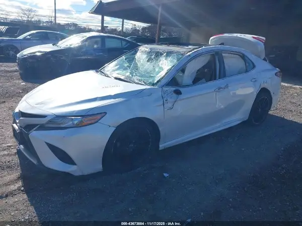 4T1B61HK2KU853946 2019 TOYOTA CAMRY - Image 2