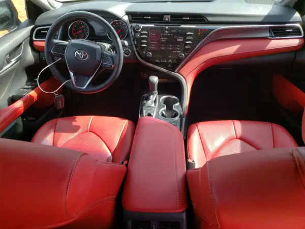 4T1B61HK3JU003421 2018 TOYOTA CAMRY - Image 8