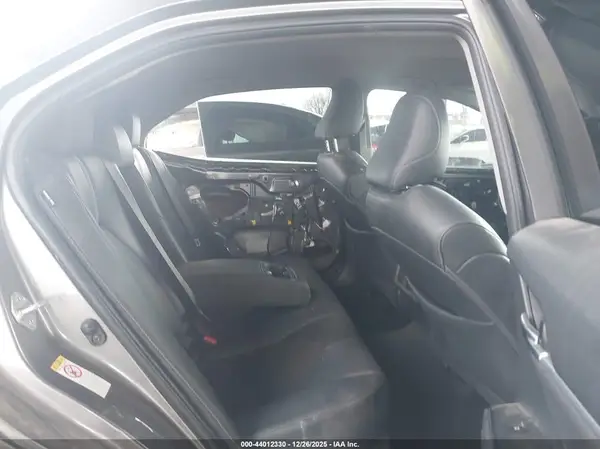 4T1B61HK3JU004875 2018 TOYOTA CAMRY - Image 8
