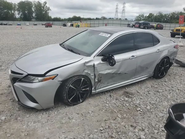 4T1B61HK3JU017254 2018 TOYOTA CAMRY - Image 1