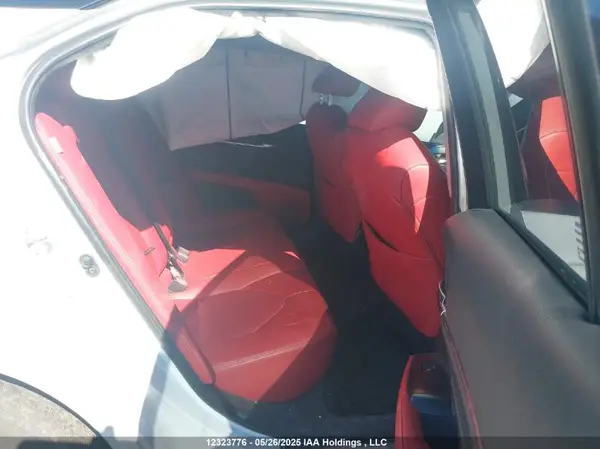 4T1B61HK3JU023992 2018 TOYOTA CAMRY - Image 8