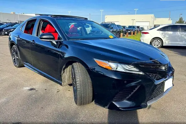 4T1B61HK3JU028397 2018 TOYOTA CAMRY - Image 1