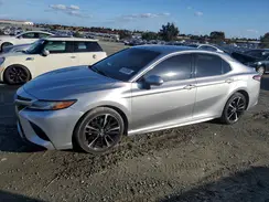 4T1B61HK3JU050710 2018 TOYOTA CAMRY