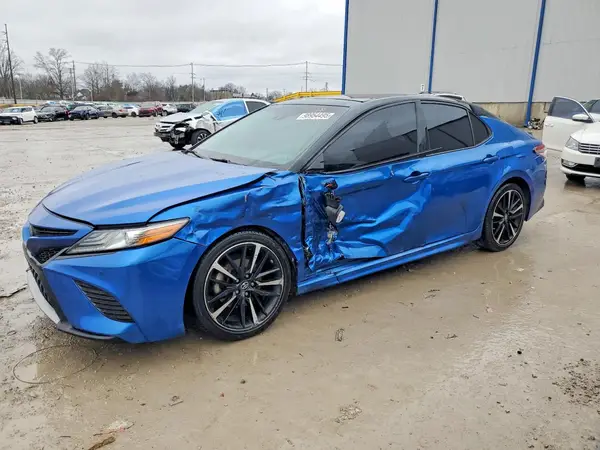 4T1B61HK3JU062050 2018 TOYOTA CAMRY - Image 1