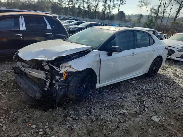 4T1B61HK3JU074487 2018 TOYOTA CAMRY - Image 1