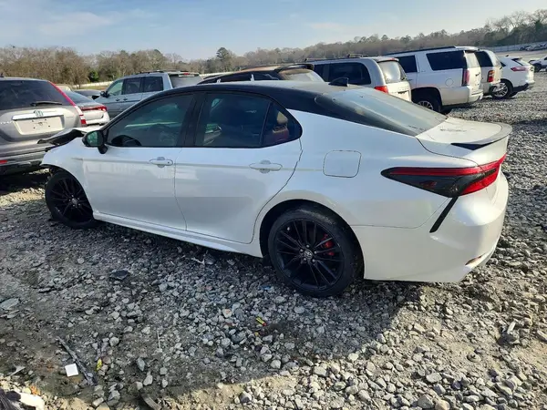 4T1B61HK3JU074487 2018 TOYOTA CAMRY - Image 2