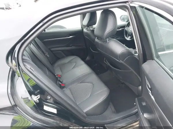 4T1B61HK3JU083500 2018 TOYOTA CAMRY - Image 8