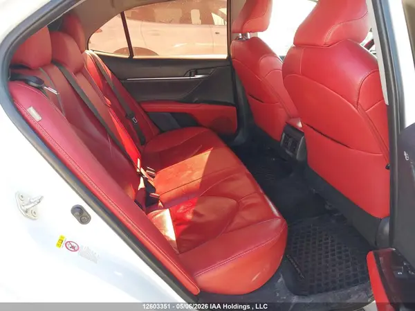 4T1B61HK3JU084310 2018 TOYOTA CAMRY - Image 8