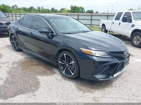 4T1B61HK3JU084940 2018 TOYOTA CAMRY - Image 1
