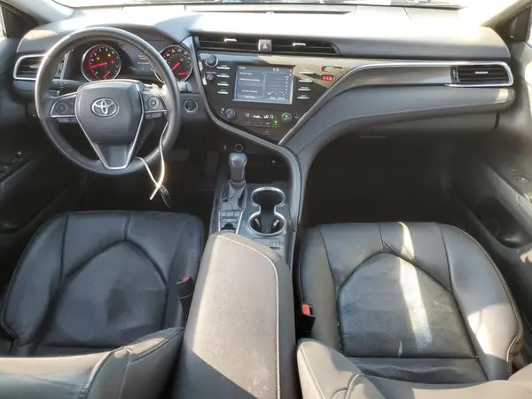 4T1B61HK3JU106337 2018 TOYOTA CAMRY - Image 8