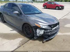 4T1B61HK3JU122800 2018 TOYOTA CAMRY