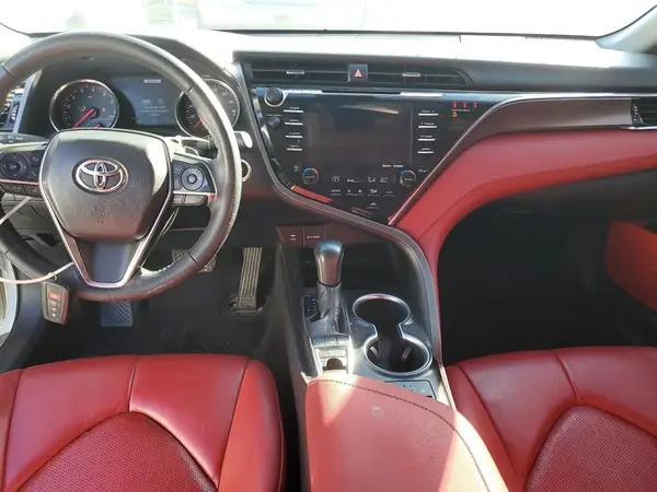 4T1B61HK3JU124370 2018 TOYOTA CAMRY - Image 8