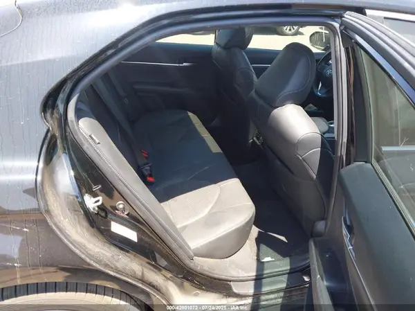 4T1B61HK3JU132257 2018 TOYOTA CAMRY - Image 8