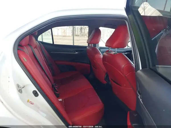 4T1B61HK3JU134624 2018 TOYOTA CAMRY - Image 8