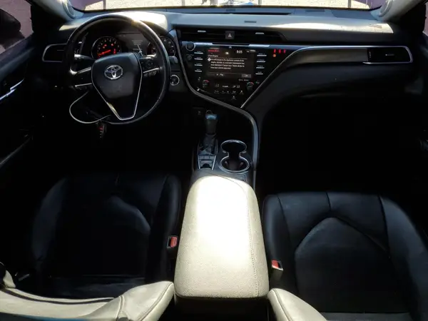 4T1B61HK3JU621449 2018 TOYOTA CAMRY - Image 8