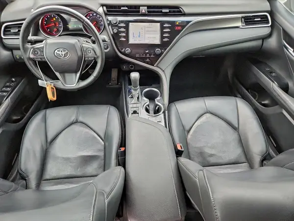 4T1B61HK3JU643080 2018 TOYOTA CAMRY - Image 8