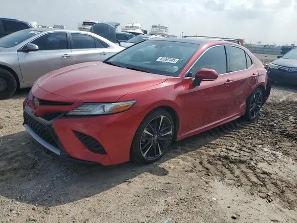 4T1B61HK3KU161050 2019 TOYOTA CAMRY - Image 1