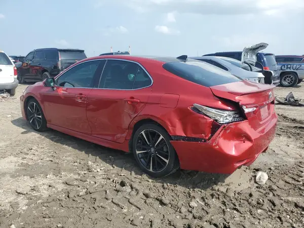 4T1B61HK3KU161050 2019 TOYOTA CAMRY - Image 2