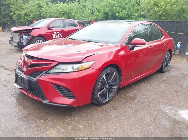 4T1B61HK3KU163963 2019 TOYOTA CAMRY - Image 2
