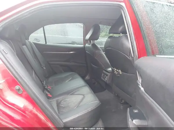 4T1B61HK3KU163963 2019 TOYOTA CAMRY - Image 8