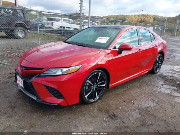 4T1B61HK3KU185512 2019 TOYOTA CAMRY - Image 2