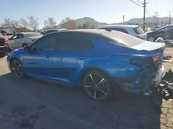 4T1B61HK3KU189849 2019 TOYOTA CAMRY - Image 2