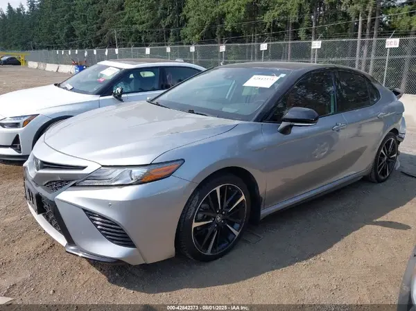 4T1B61HK3KU199149 2019 TOYOTA CAMRY - Image 2