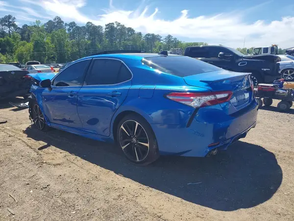4T1B61HK3KU202356 2019 TOYOTA CAMRY - Image 2