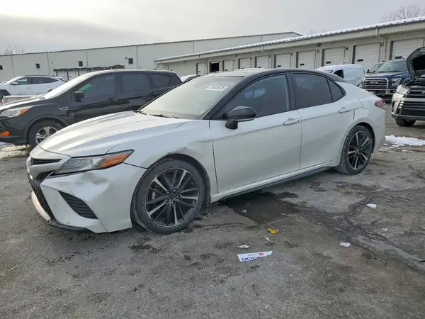 4T1B61HK3KU210358 2019 TOYOTA CAMRY - Image 1