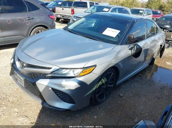 4T1B61HK3KU227984 2019 TOYOTA CAMRY - Image 2