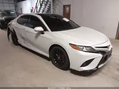 4T1B61HK3KU240167 2019 TOYOTA CAMRY